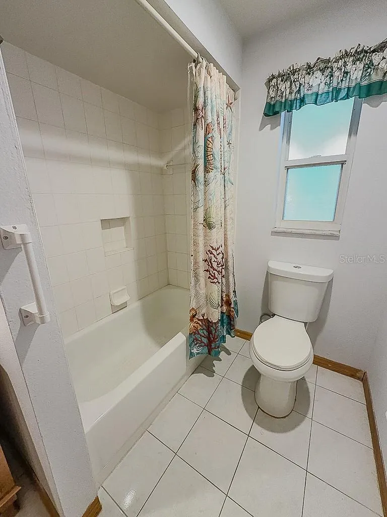 1000 ROSETREE LANE Tarpon Springs, FL 34689