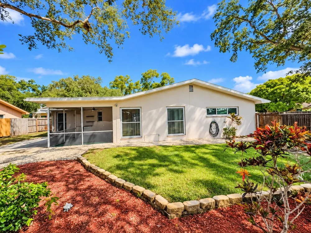 1000 ROSETREE LANE Tarpon Springs, FL 34689