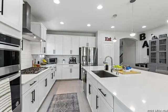 2282 KISKADEE DR New Braunfels, TX 78132