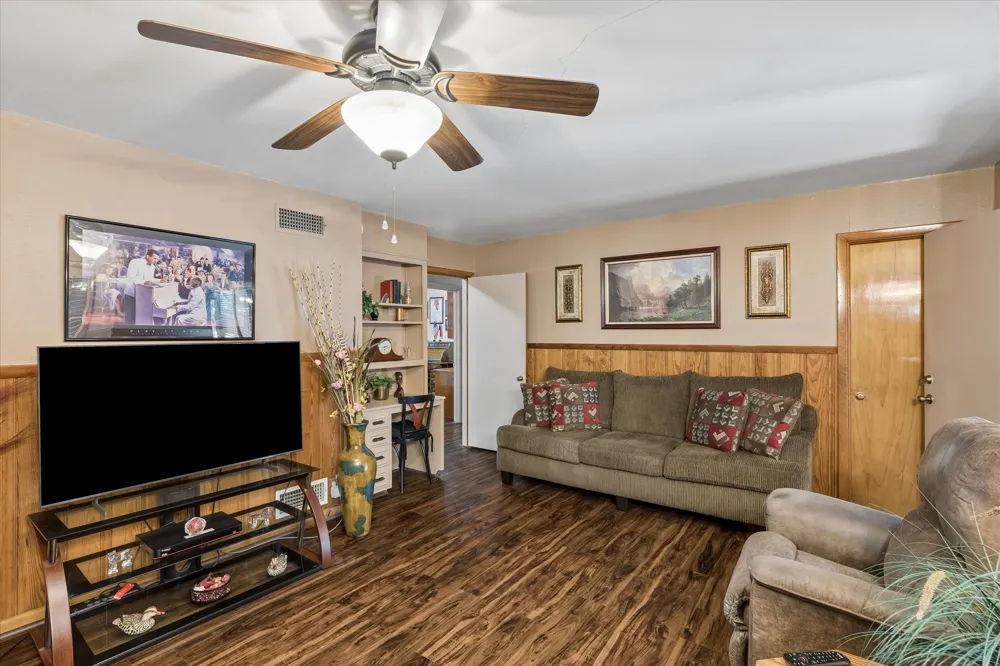 601 Line Drive Gainesville, TX 76240