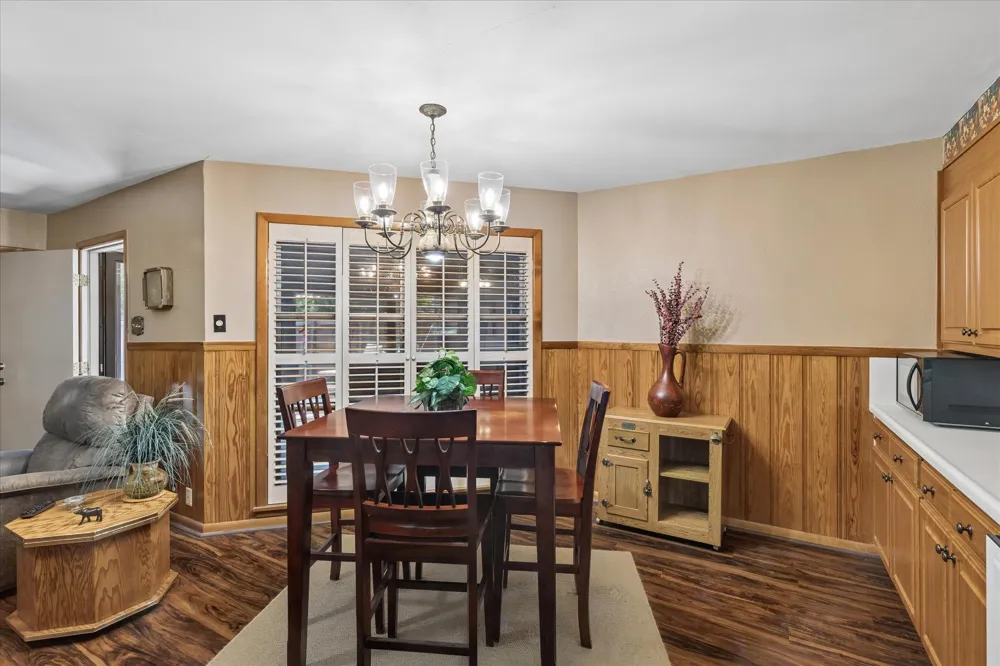 601 Line Drive Gainesville, TX 76240