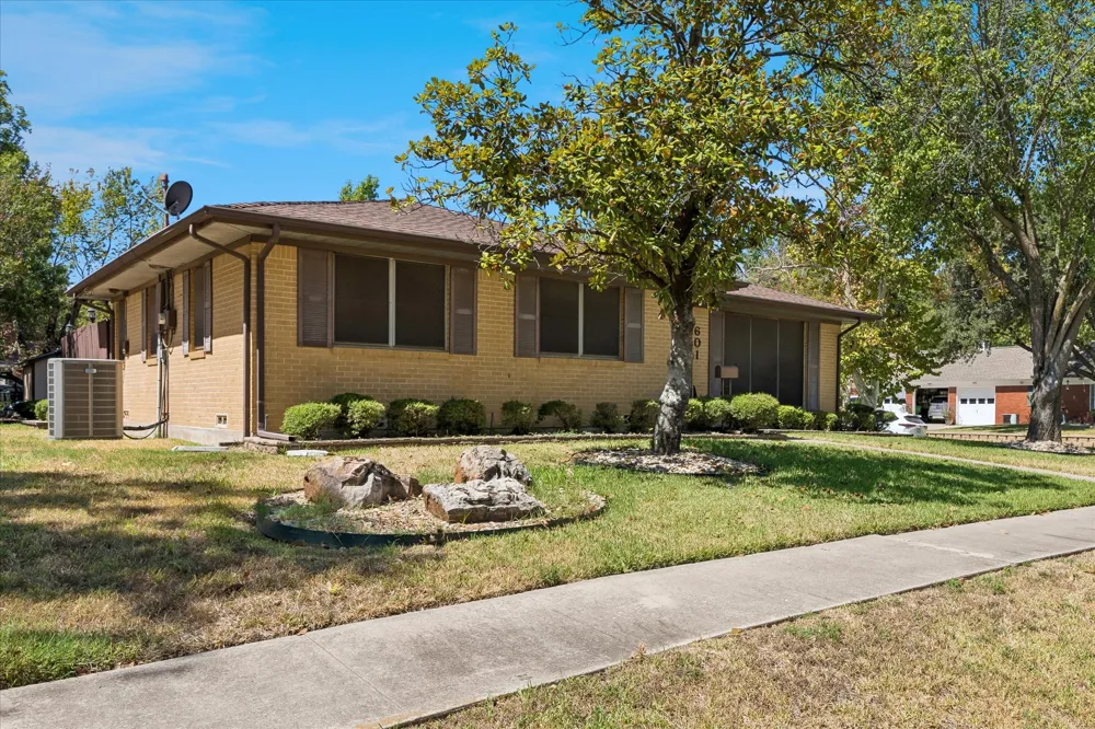 601 Line Drive Gainesville, TX 76240