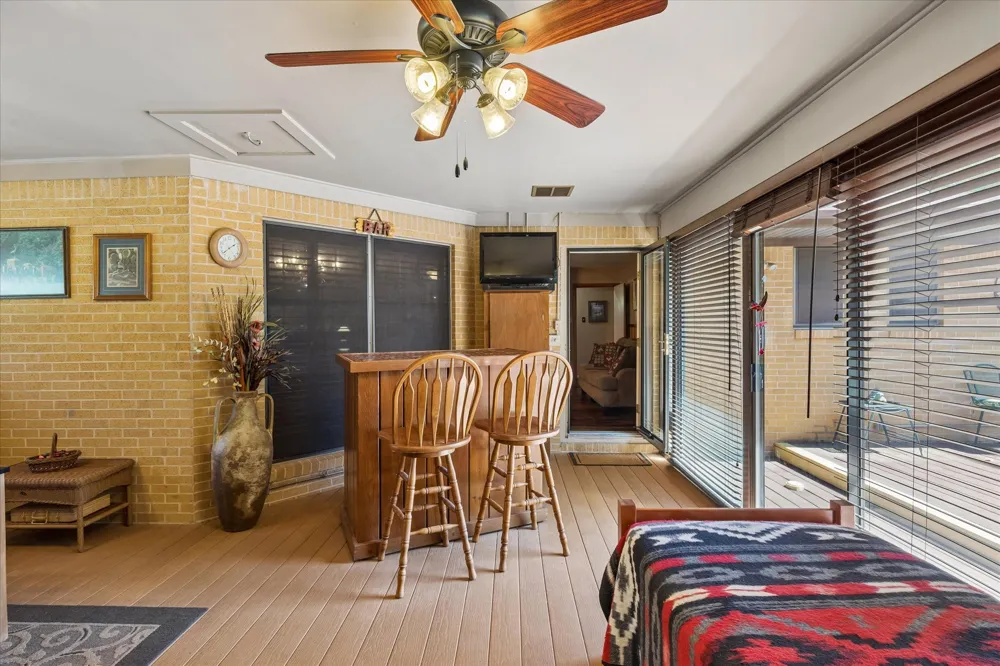 601 Line Drive Gainesville, TX 76240