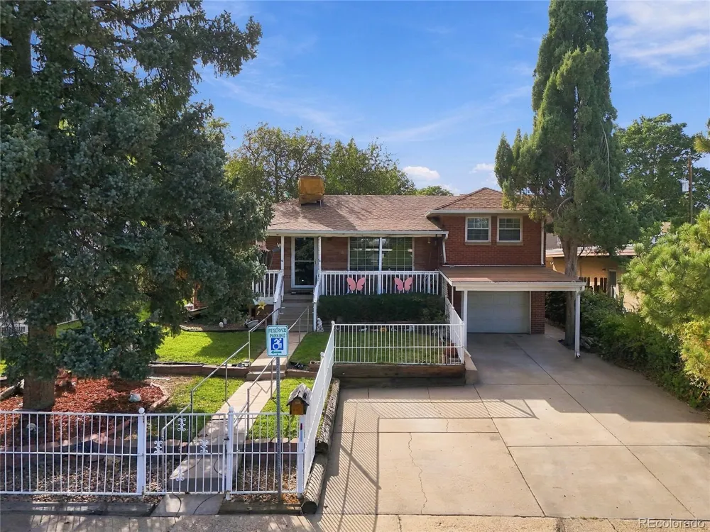 6841 Irving Street Denver, CO 80221
