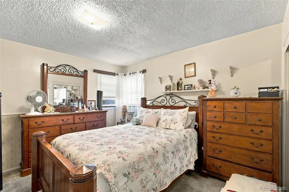 6841 Irving Street Denver, CO 80221