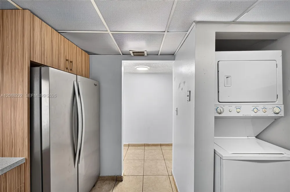 10000 NW 80th Ct #2432 Hialeah Gardens, FL 33016