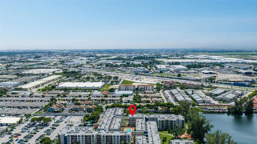 10000 NW 80th Ct #2432 Hialeah Gardens, FL 33016