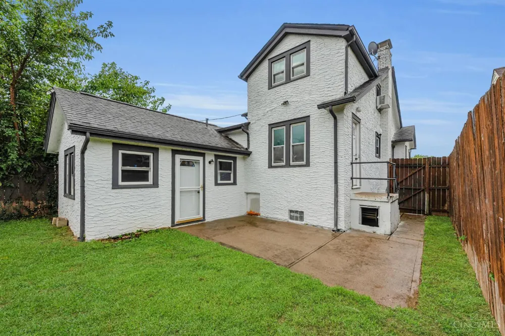 8318 Marley Street Springfield, OH 45216