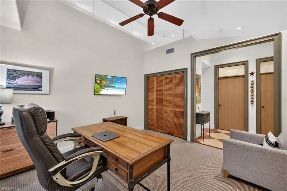 6425 Pine Avenue Sanibel, FL 33957