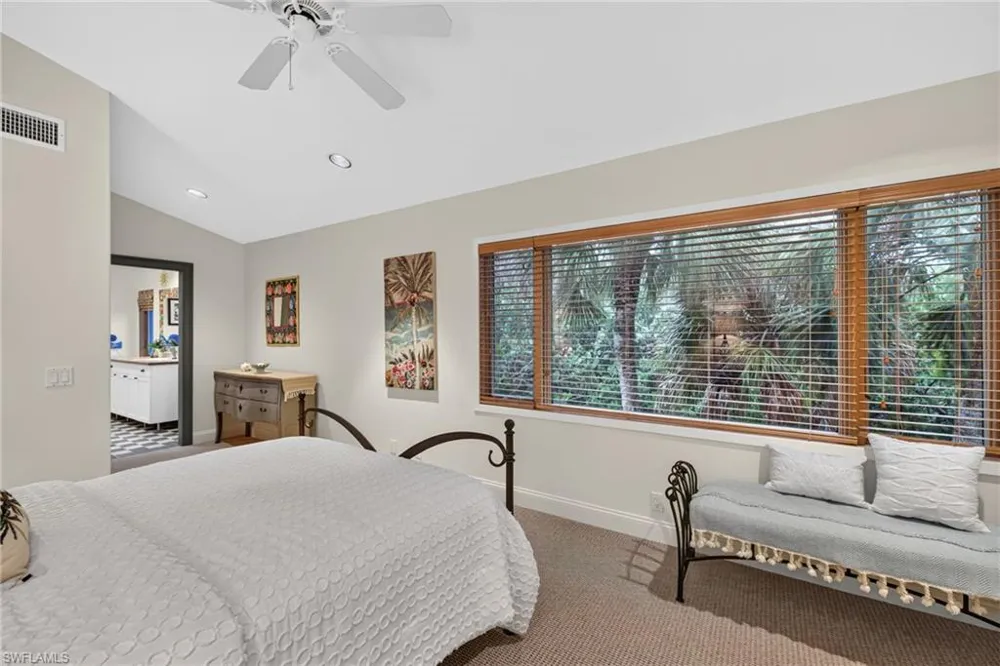 6425 Pine Avenue Sanibel, FL 33957