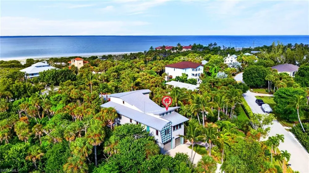 6425 Pine Avenue Sanibel, FL 33957