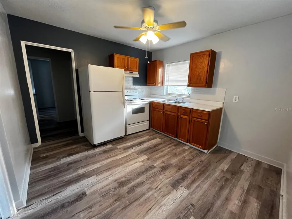 1437 GULF TO BAY BOULEVARD #3 Clearwater, FL 33755