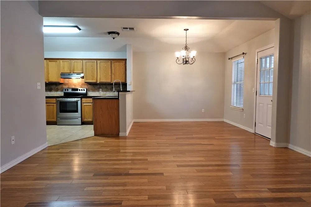 1120 La Mirada Portland, TX 78374