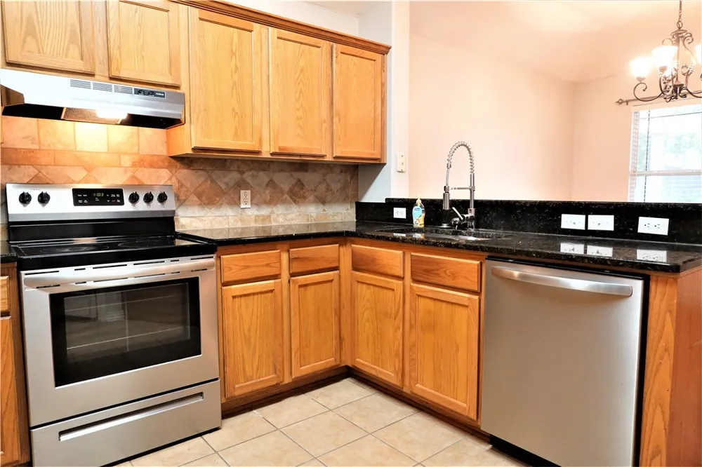 1120 La Mirada Portland, TX 78374