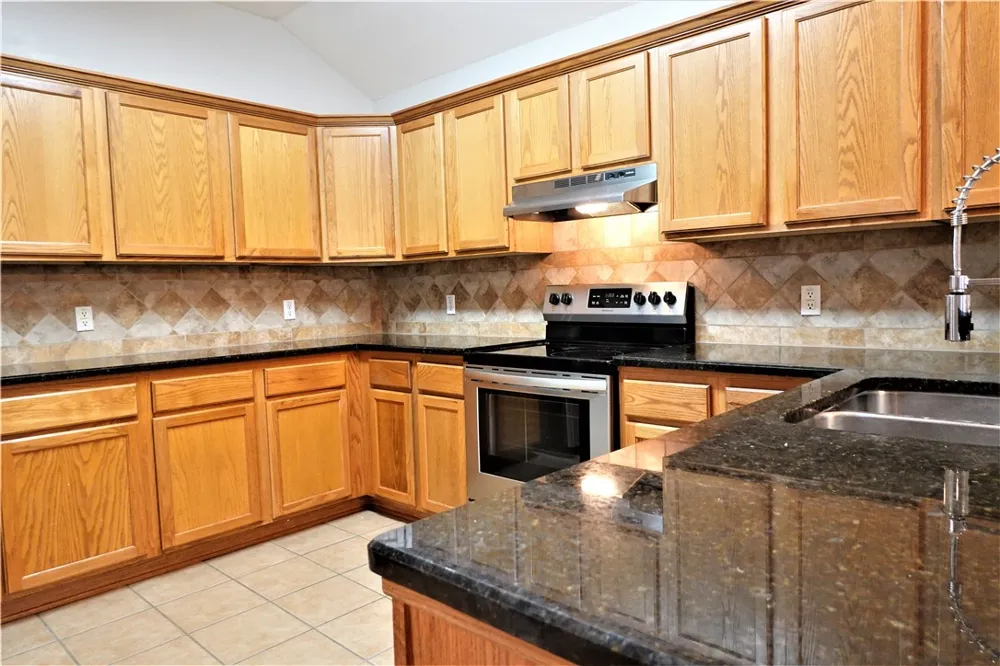 1120 La Mirada Portland, TX 78374