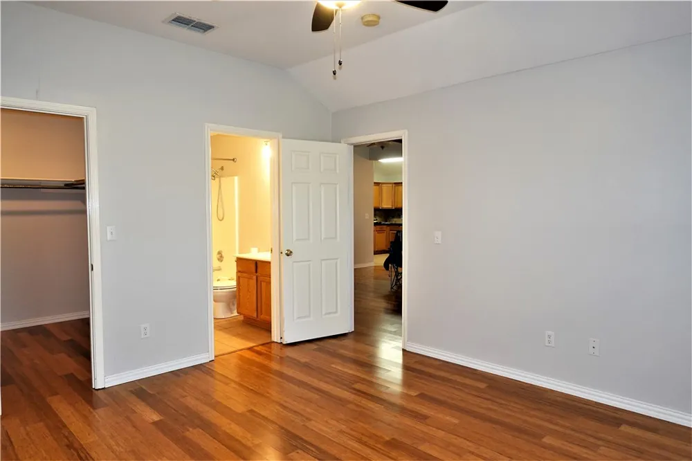 1120 La Mirada Portland, TX 78374
