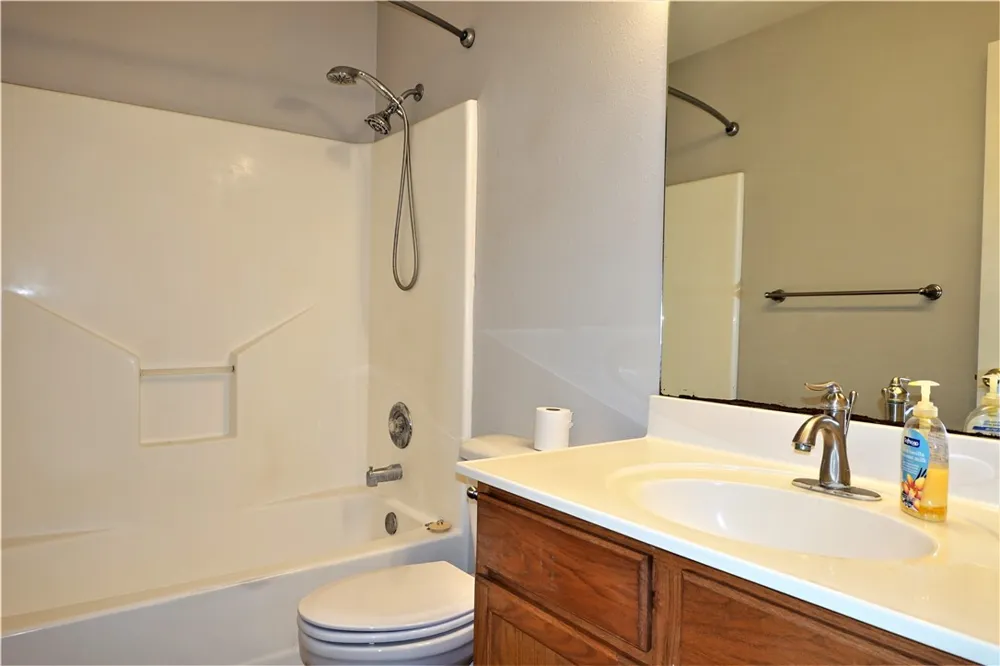 1120 La Mirada Portland, TX 78374