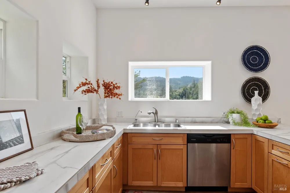 199 Central Avenue Woodacre, CA 94973
