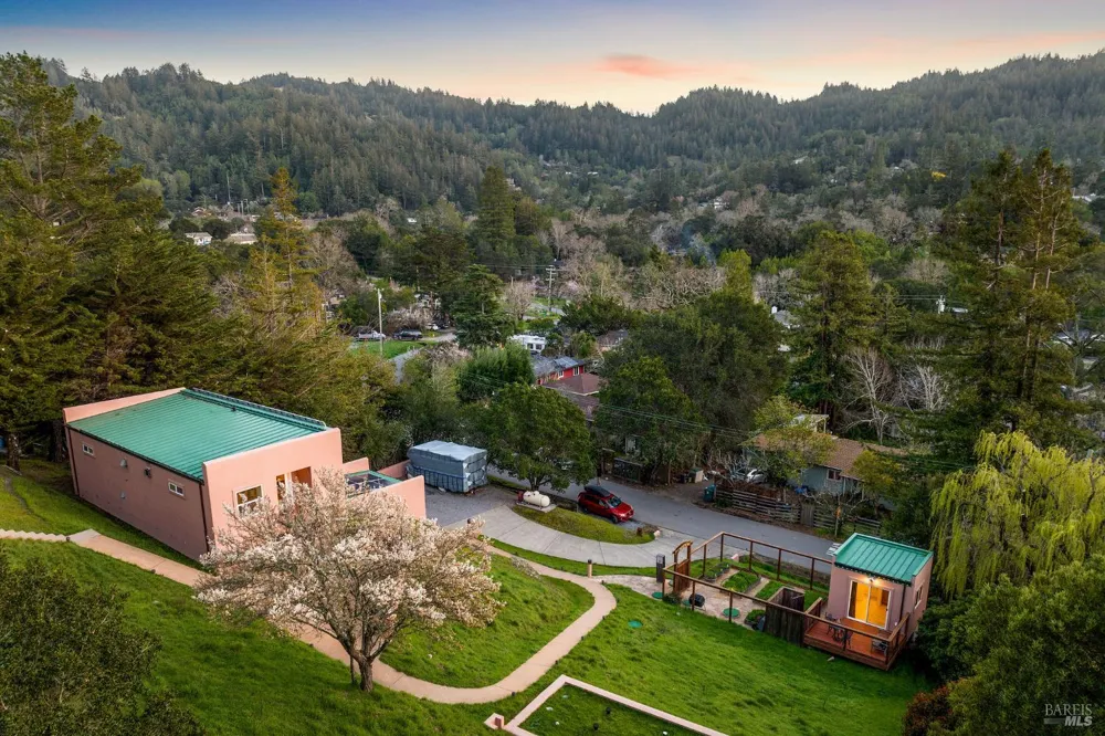 199 Central Avenue Woodacre, CA 94973