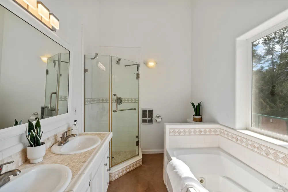 199 Central Avenue Woodacre, CA 94973