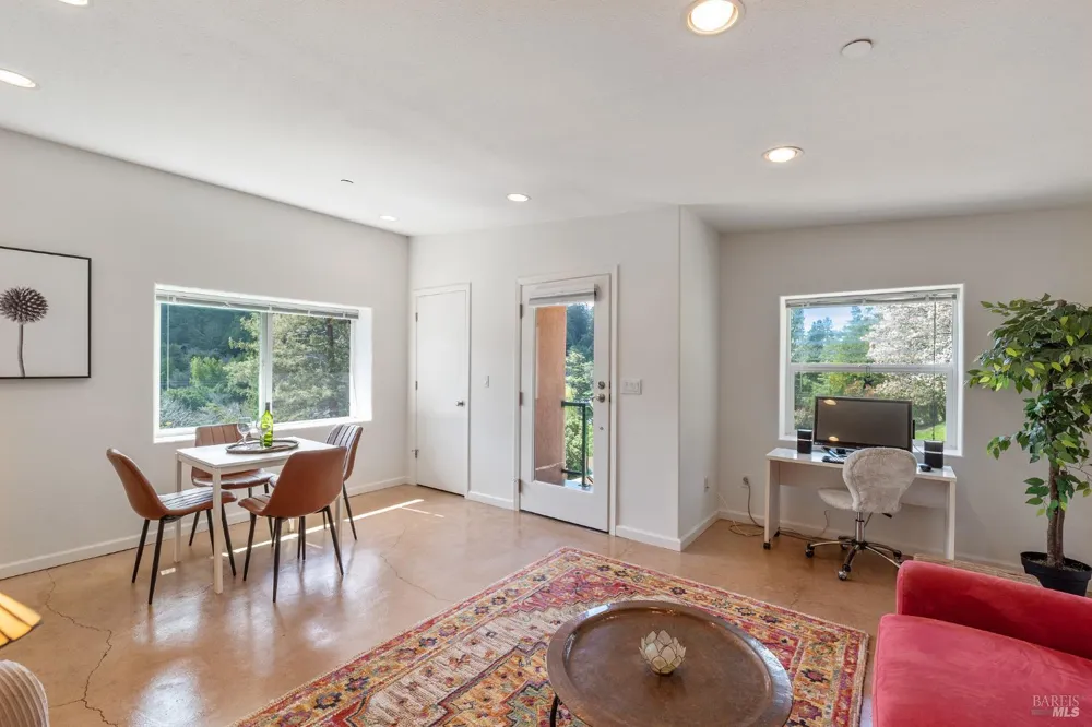 199 Central Avenue Woodacre, CA 94973