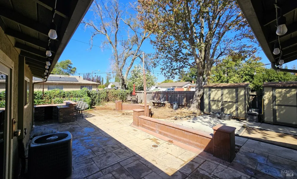 2461 Oceanic Drive Fairfield, CA 94533