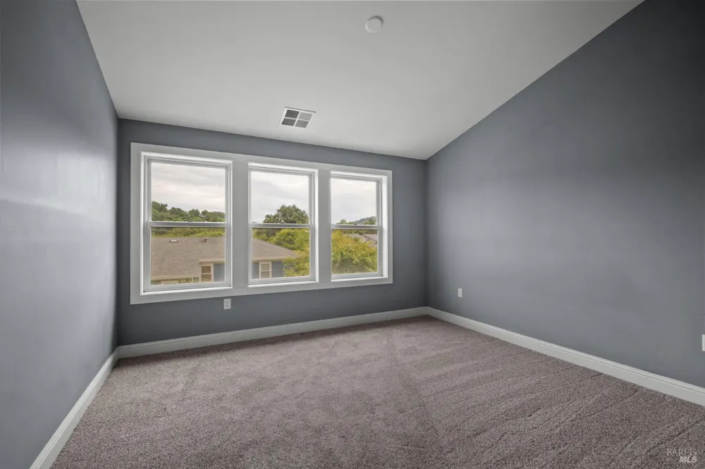 1593 Cali Lane Healdsburg, CA 95448