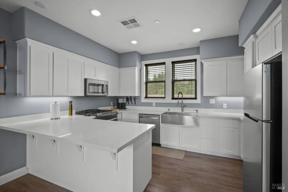 1593 Cali Lane Healdsburg, CA 95448