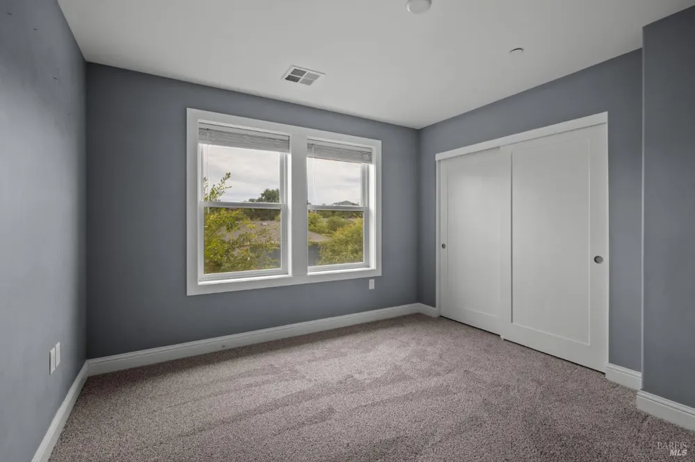 1593 Cali Lane Healdsburg, CA 95448