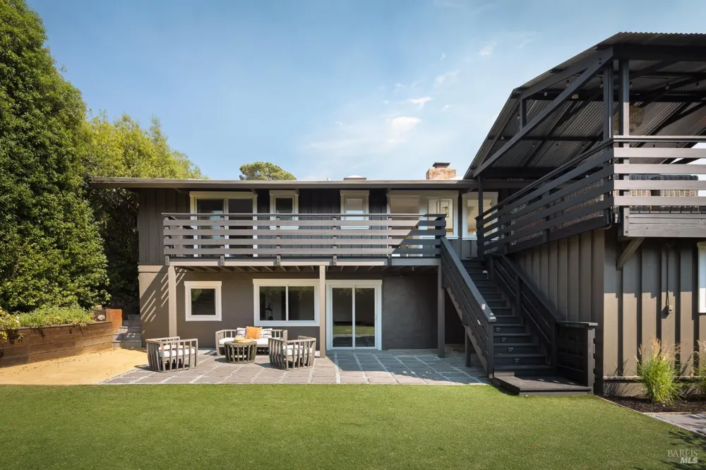 214 Cleveland Court Mill Valley, CA 94941