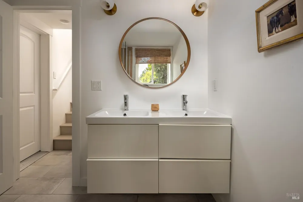 214 Cleveland Court Mill Valley, CA 94941
