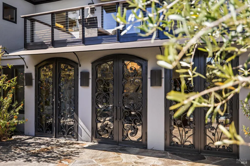 56 Miwok Drive San Anselmo, CA 94960