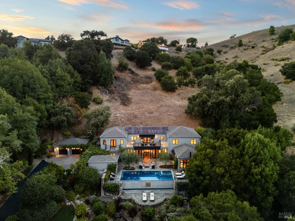 56 Miwok Drive San Anselmo, CA 94960