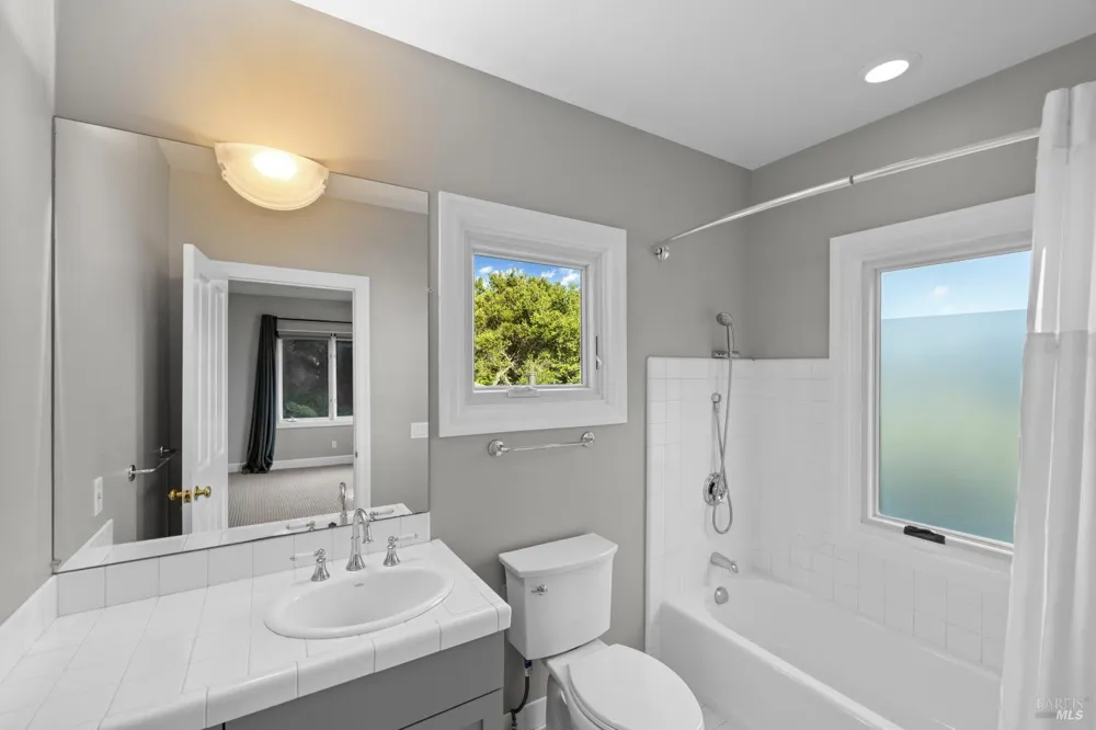 56 Miwok Drive San Anselmo, CA 94960