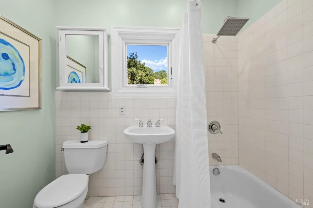 56 Miwok Drive San Anselmo, CA 94960
