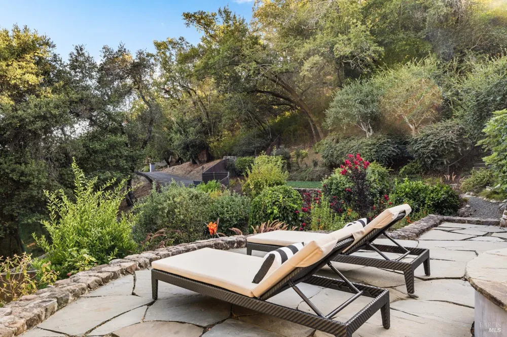 56 Miwok Drive San Anselmo, CA 94960