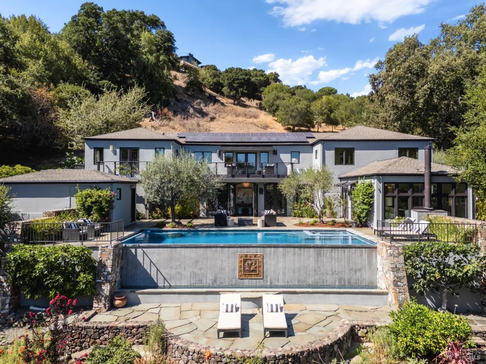 56 Miwok Drive San Anselmo, CA 94960
