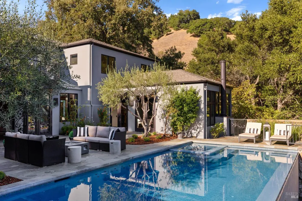 56 Miwok Drive San Anselmo, CA 94960