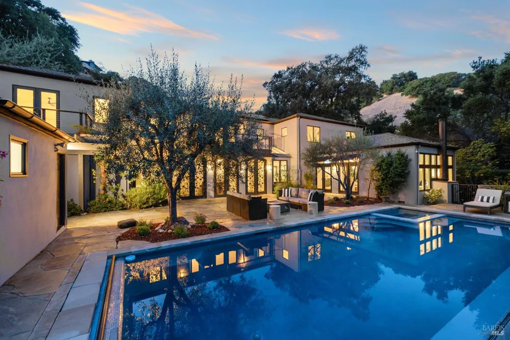 56 Miwok Drive San Anselmo, CA 94960