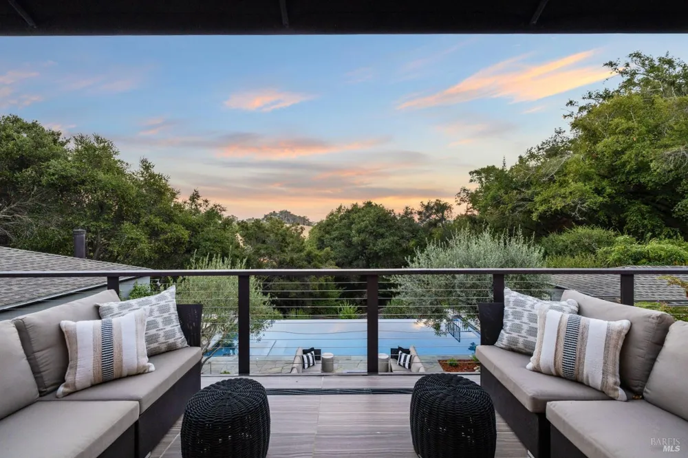 56 Miwok Drive San Anselmo, CA 94960