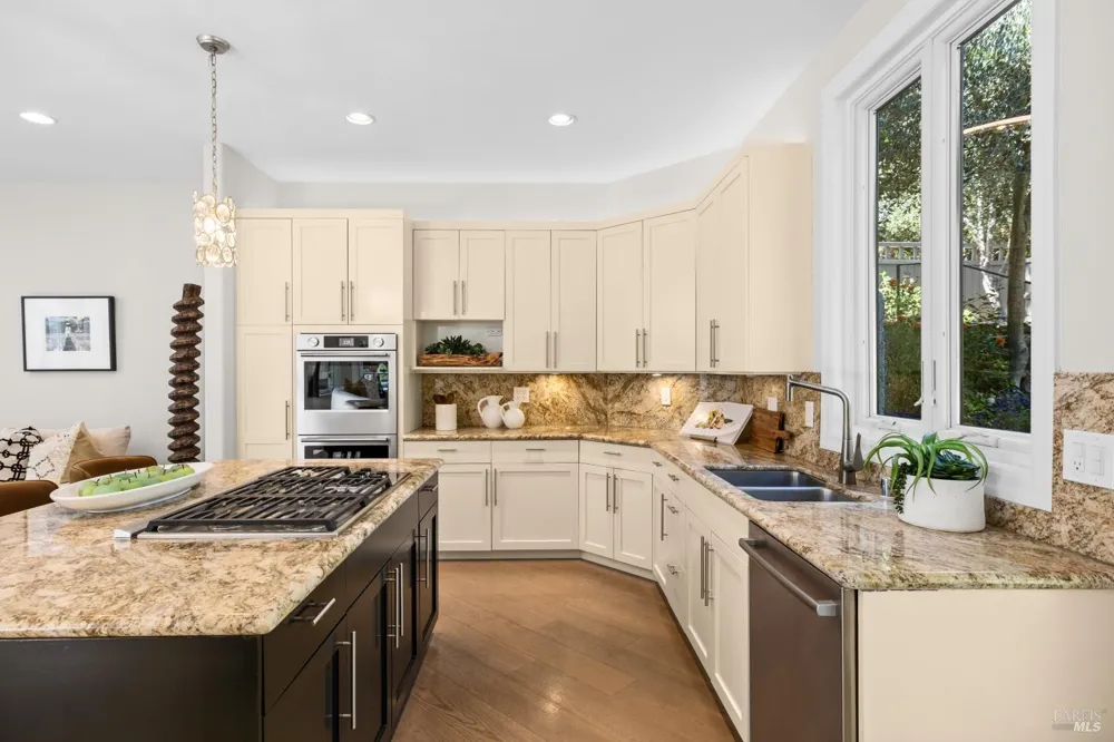 56 Miwok Drive San Anselmo, CA 94960