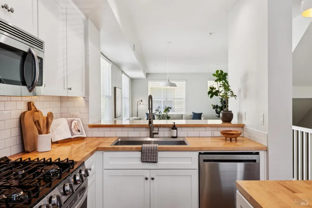 312 City Center Drive Rohnert Park, CA 94928