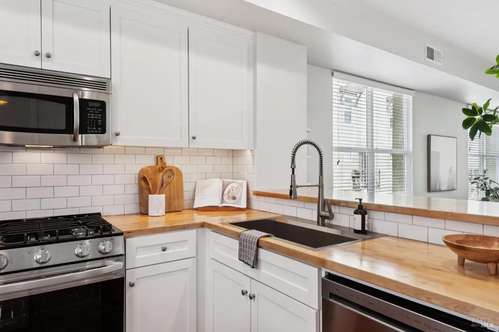 312 City Center Drive Rohnert Park, CA 94928