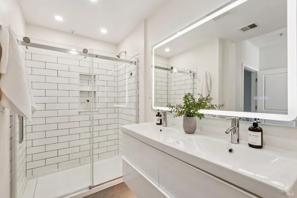 312 City Center Drive Rohnert Park, CA 94928