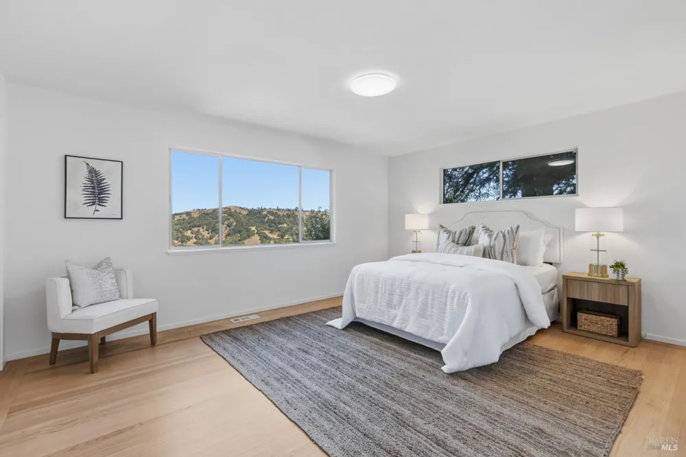 38 Redwood Road Fairfax, CA 94930