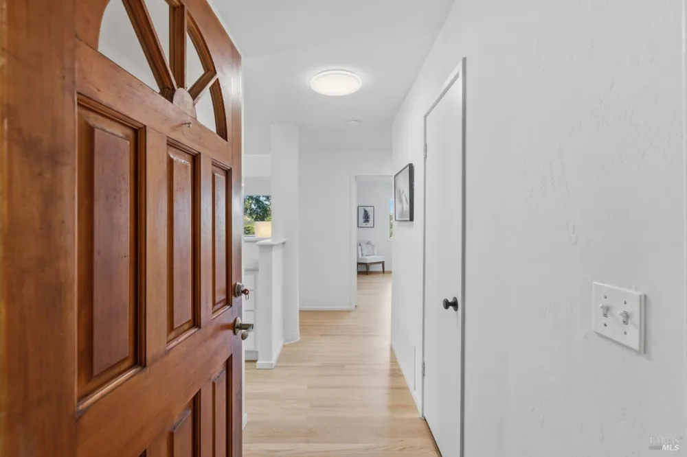 38 Redwood Road Fairfax, CA 94930