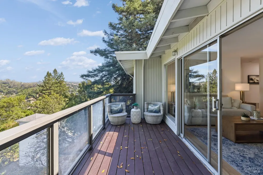 38 Redwood Road Fairfax, CA 94930
