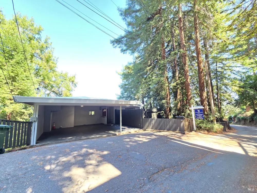 38 Redwood Road Fairfax, CA 94930