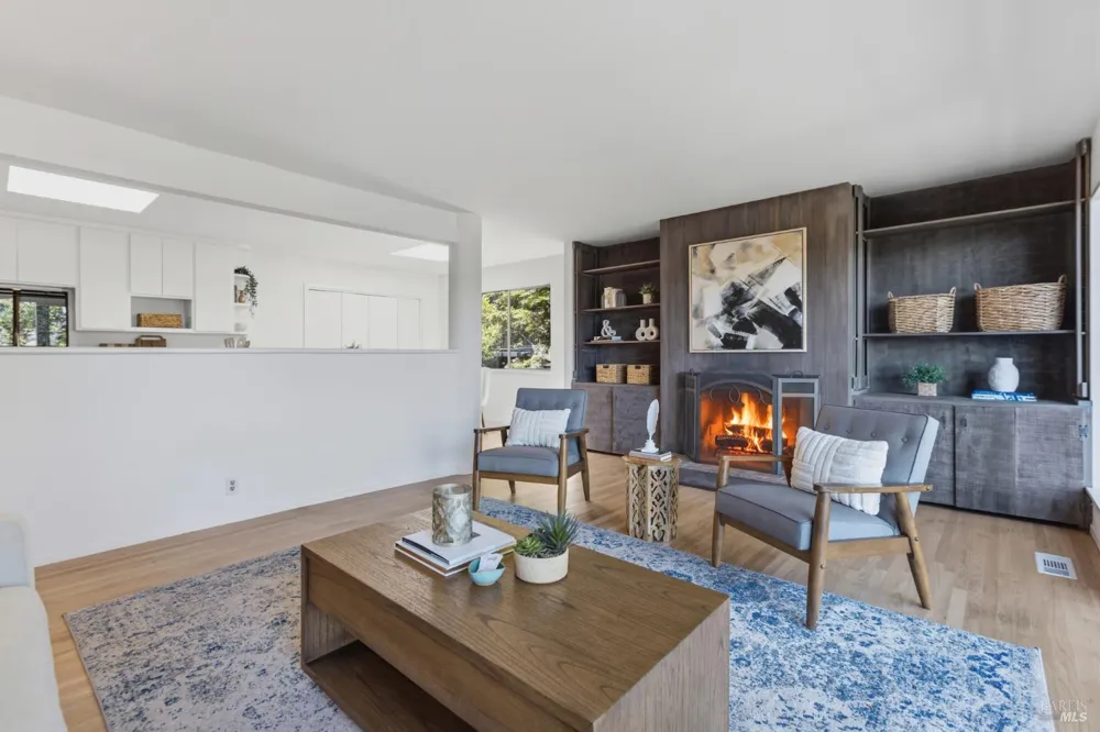 38 Redwood Road Fairfax, CA 94930