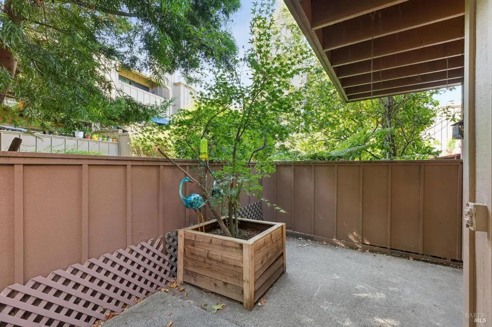 21 Prairie Falcon Drive Novato, CA 94949